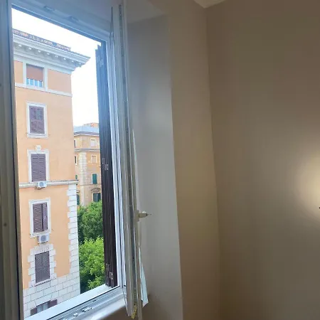 公寓 Leonard Vatican House *