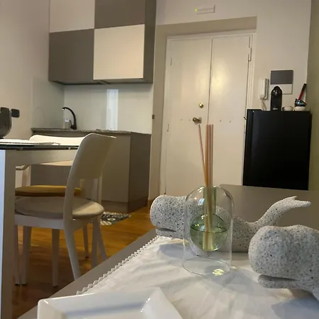 Apartment Leonard Vatican House