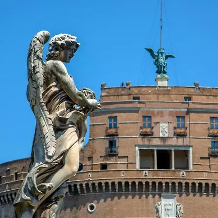 Leonard Vatican House *